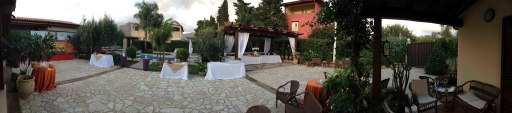 Bed and Breakfast Ai Parchi Dei Parrini Partinico Exterior foto