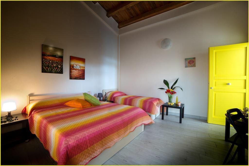 Bed and Breakfast Ai Parchi Dei Parrini Partinico Zimmer foto